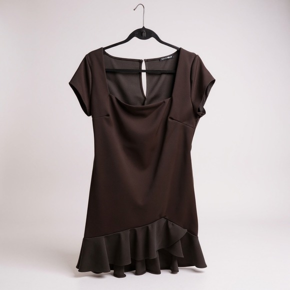 Fashion Nova Black Square Neck Ruffle Hem Short Sleeve Mini Dress 1X - Picture 1 of 7
